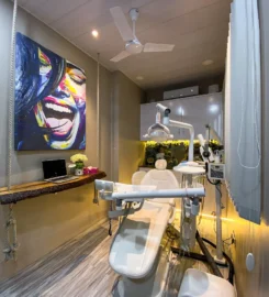 Dr. Suruchi Lahoti – Dentist
